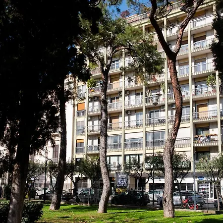 Garibaldi 23 By Barbarhouse Bari